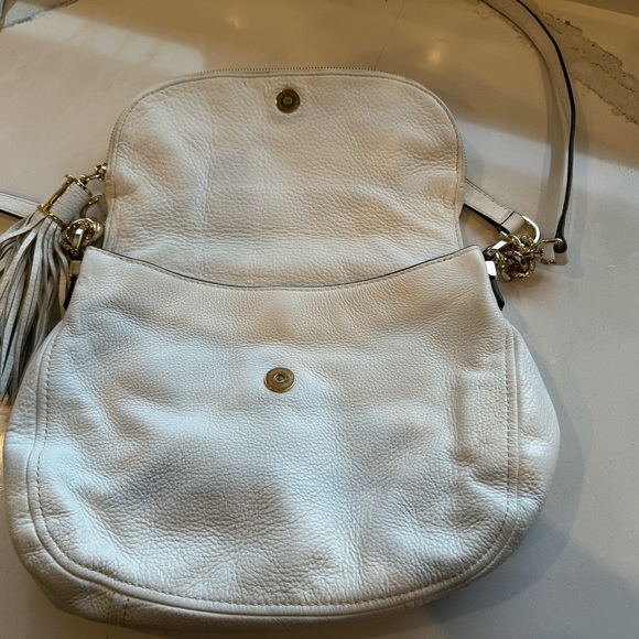 Michael Kors white leather handbag with gold hardware! Crossbody or shoulder bag - Picture 3 of 6
